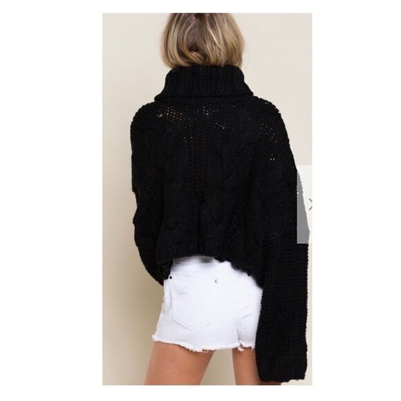 𝅺BLACK Handmade Turtleneck Sweater Cable knit - Picture 3 of 11